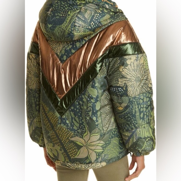 FARM Rio Green Cool Leopard Hooded Metallic Quilted Reversible Puffer Jacket XS - Picture 5 of 12